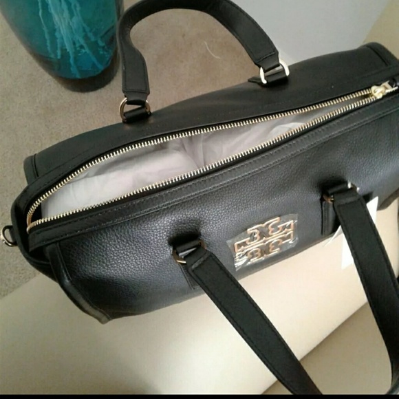 COPY - Gorgeous Tory Burch Britten Satchel )style 39056) - Picture 4 of 5